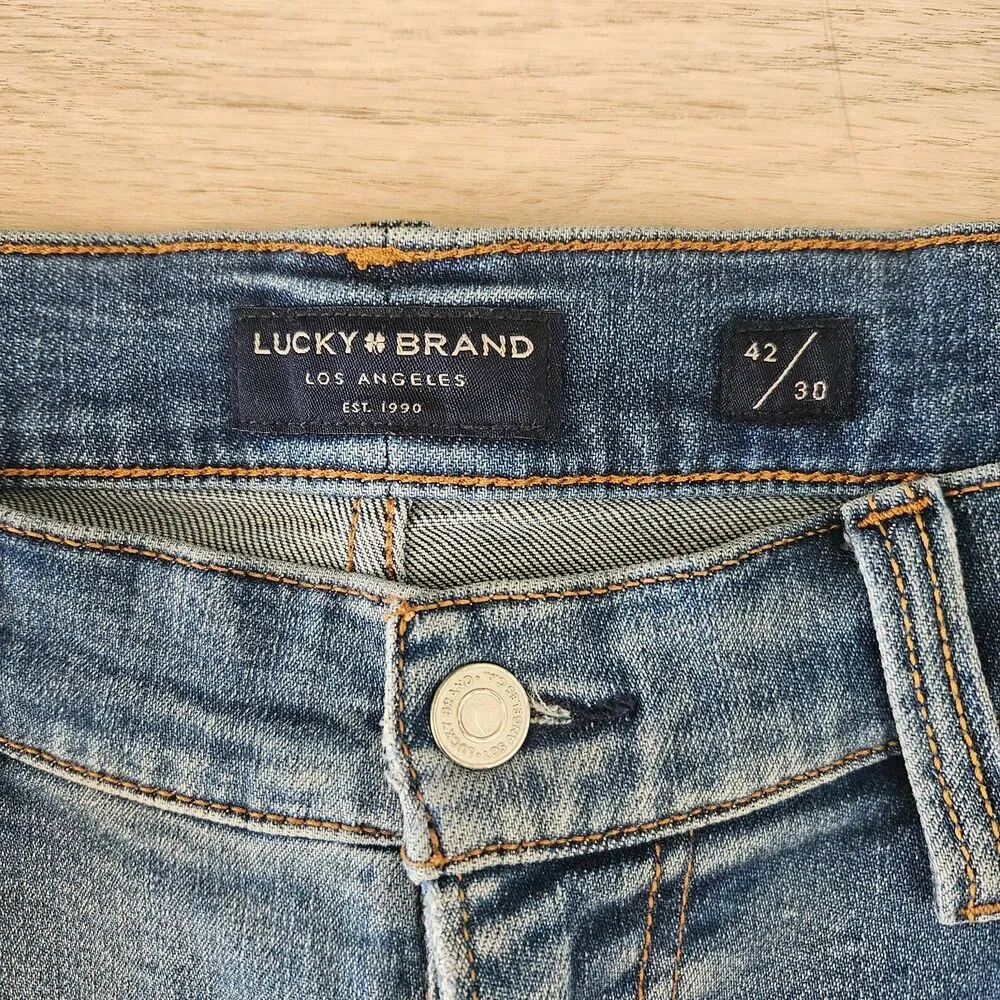 Lucky Brand 411 Athletic Taper Jeans Light Wash Mens 42x30 - Picture 3 of 7